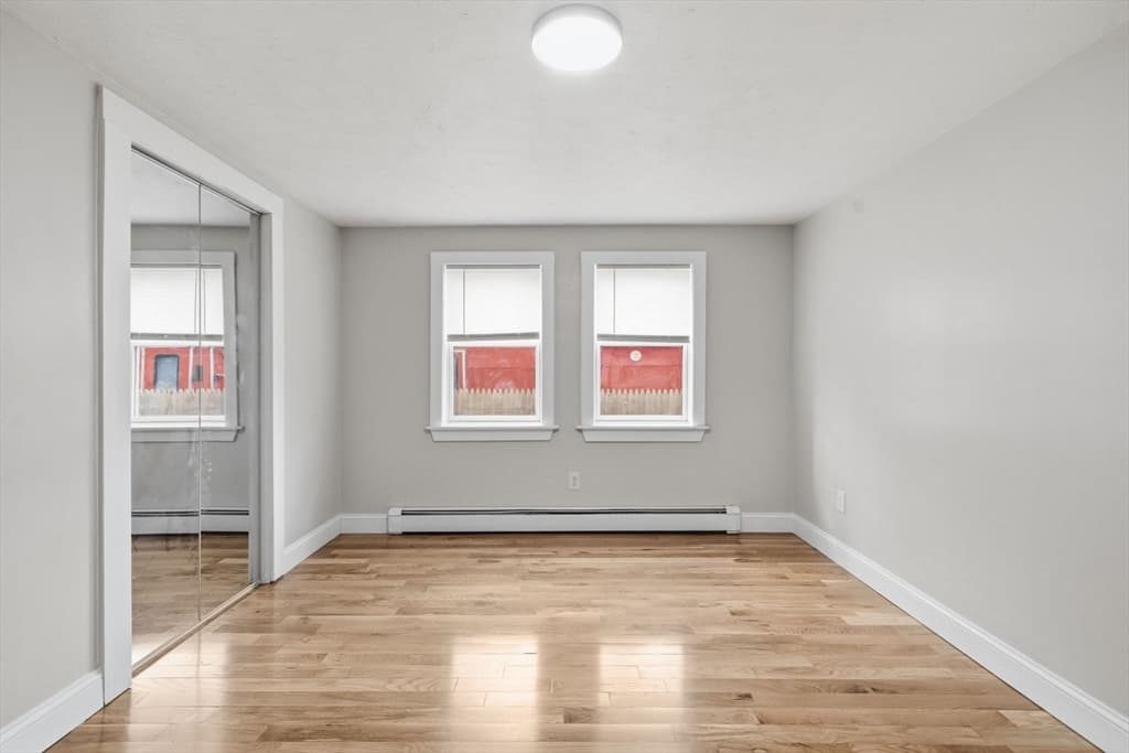 Single Family Residence at 8 Ash St, Plymouth MA 02360, photo 9 of 26