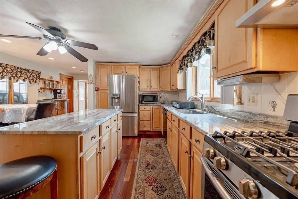 33 Water St, Medford MA 02155 photo 9