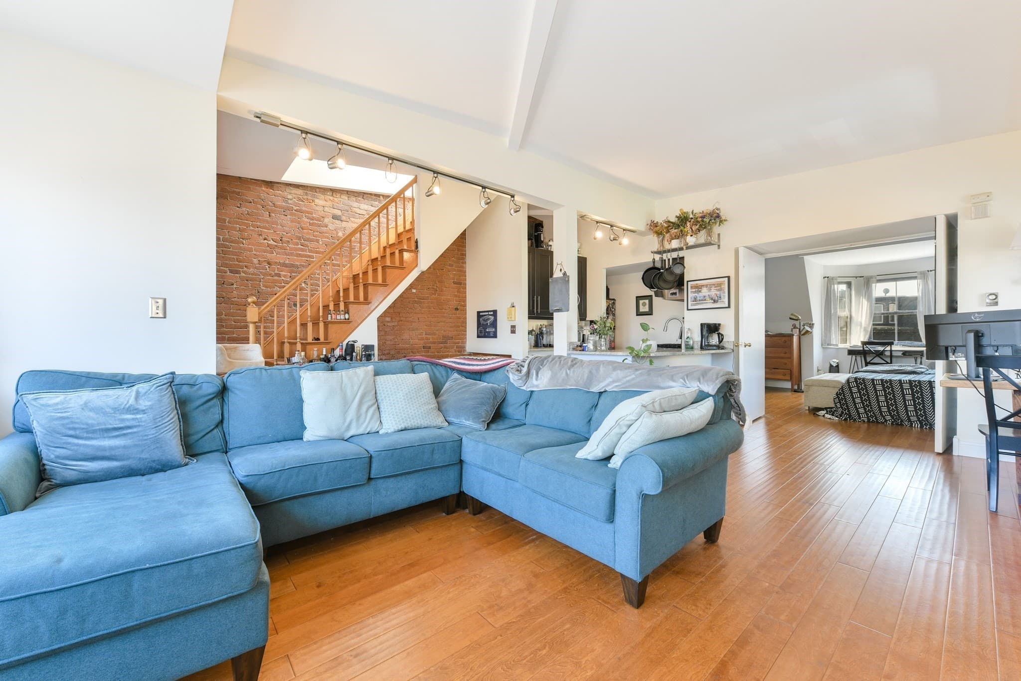 Condominium at 504 Massachusetts Ave # 3, Boston MA 02118, photo 2 of 15