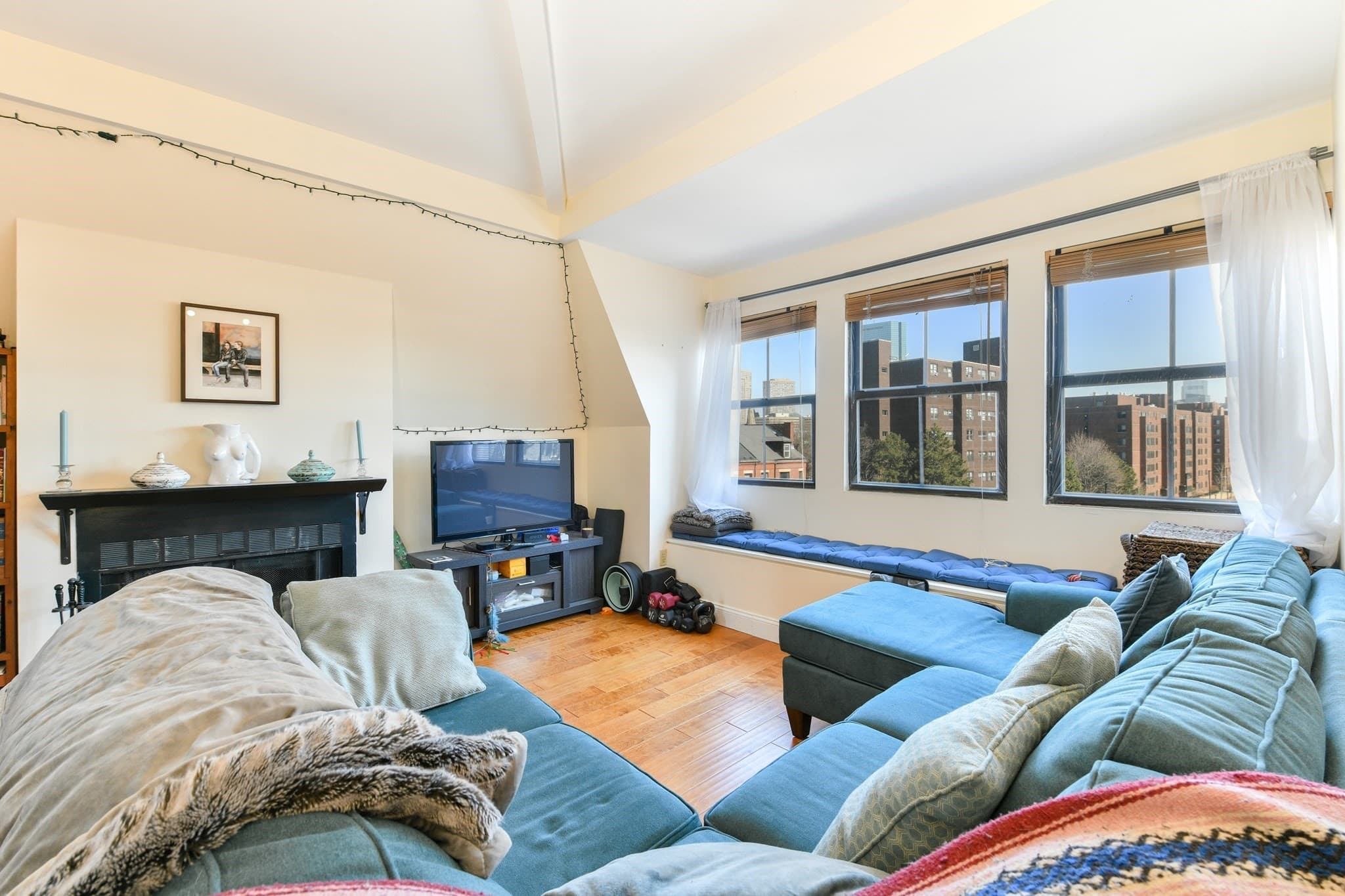 Condominium at 504 Massachusetts Ave # 3, Boston MA 02118, photo 3 of 15