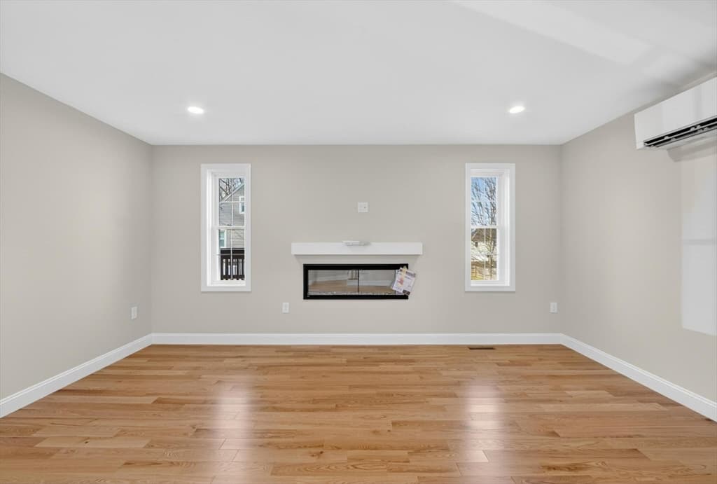 Single Family Residence at 22 Greystone # 22, Haverhill MA 01835, Haverhill, photo 6 of 34