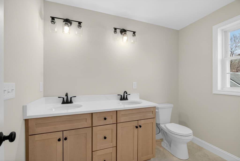 Single Family Residence at 22 Greystone # 22, Haverhill MA 01835, Haverhill, photo 21 of 34
