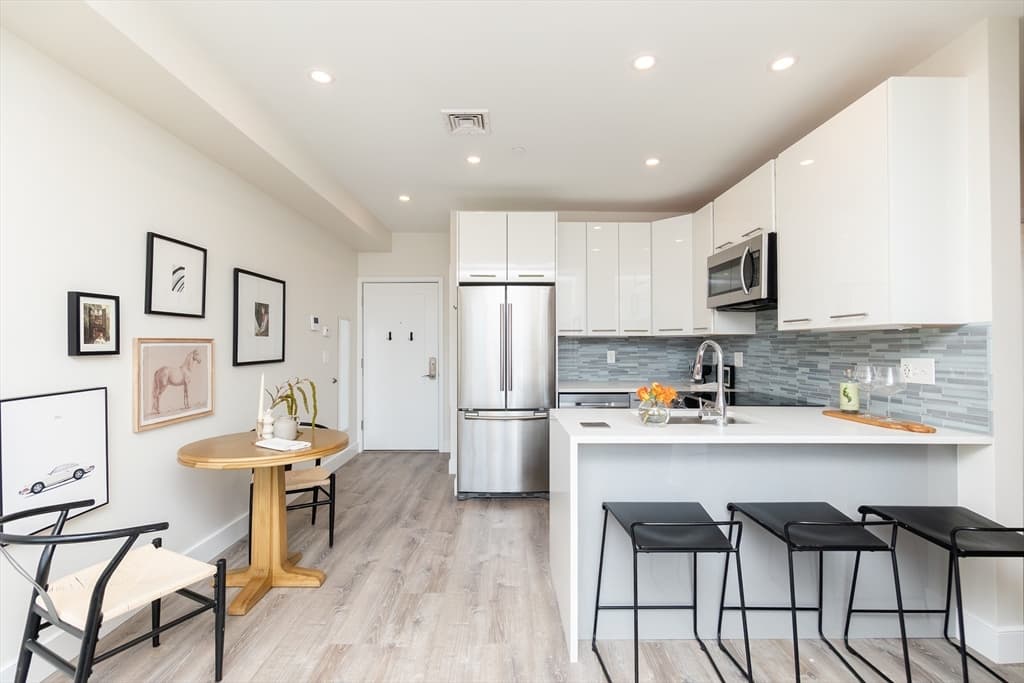 Condominium at 70 Bremen Street # 201, Boston MA 02128, photo 14 of 27