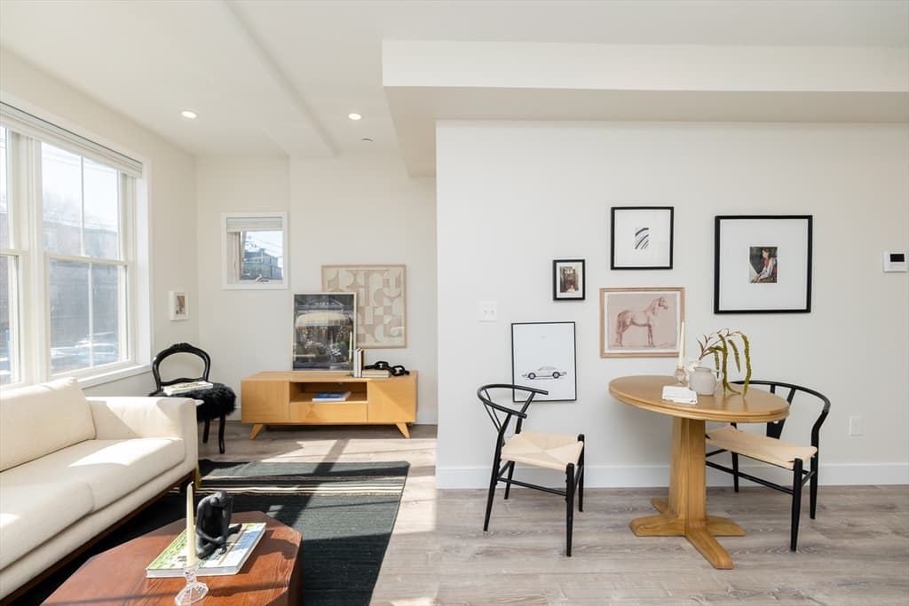Condominium at 70 Bremen Street # 201, Boston MA 02128, photo 4 of 27