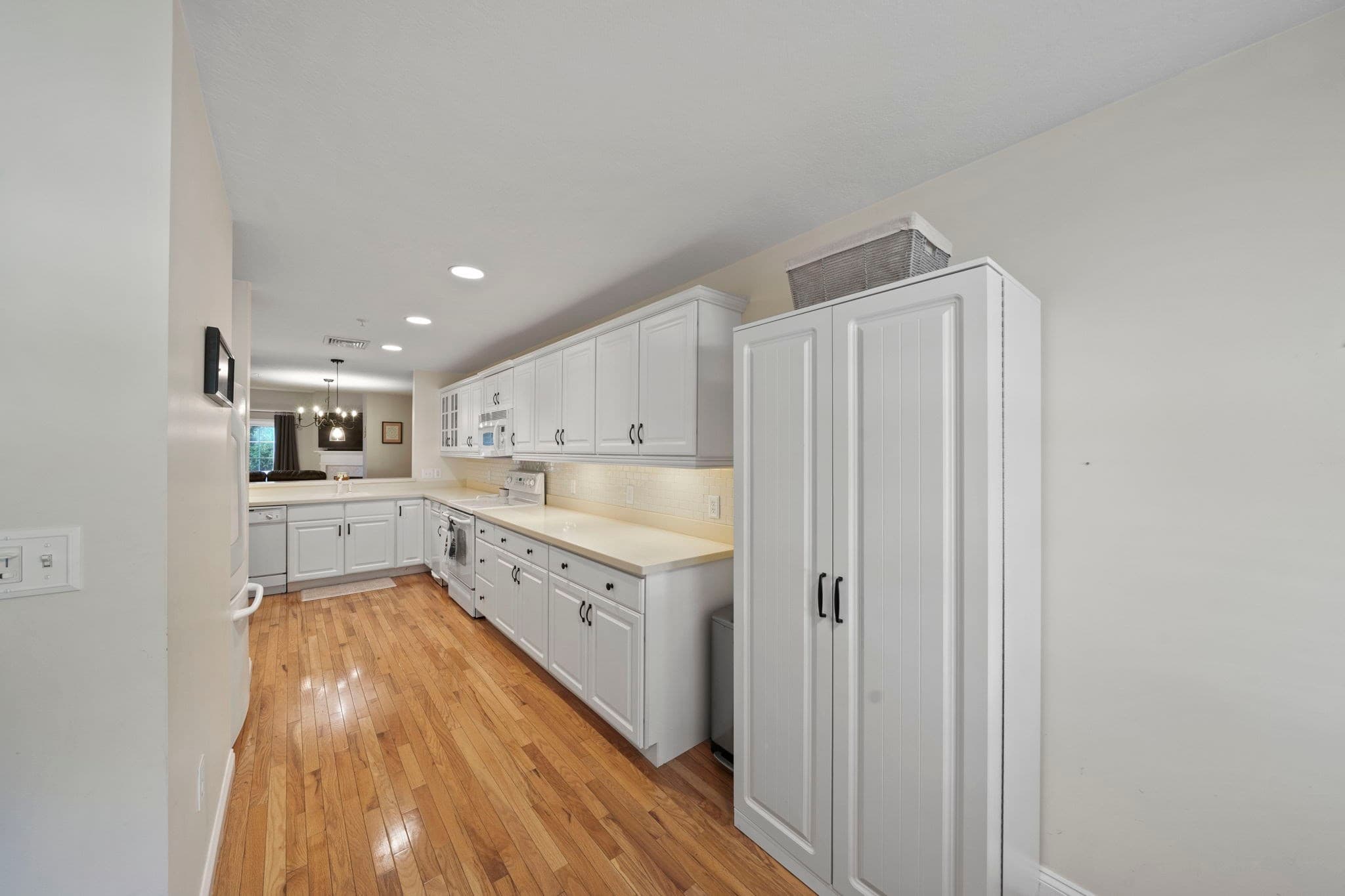 Condominium at 877 Auburnville Way # A3, Whitman MA 02382, photo 9 of 42