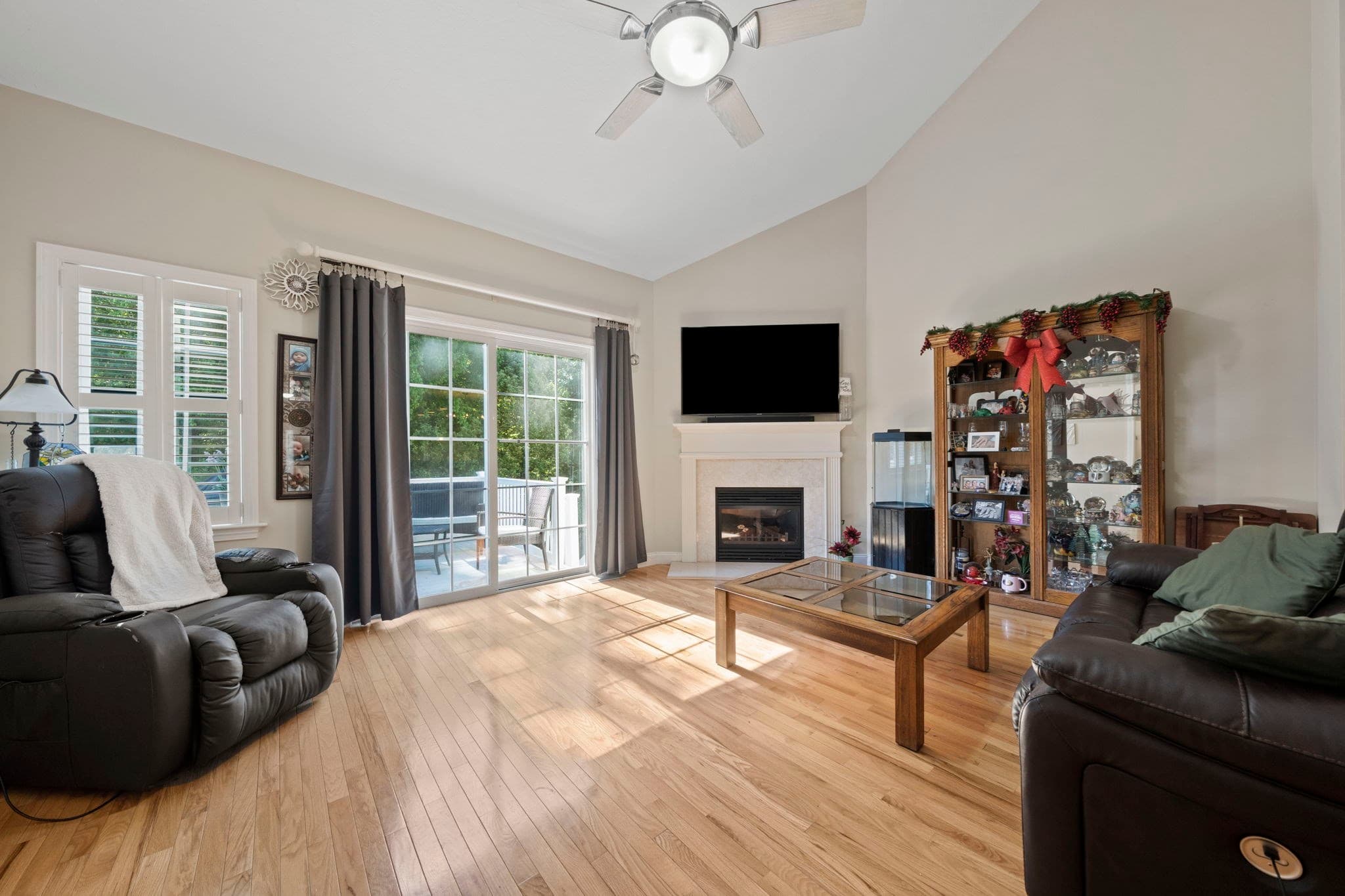 Condominium at 877 Auburnville Way # A3, Whitman MA 02382, photo 14 of 42