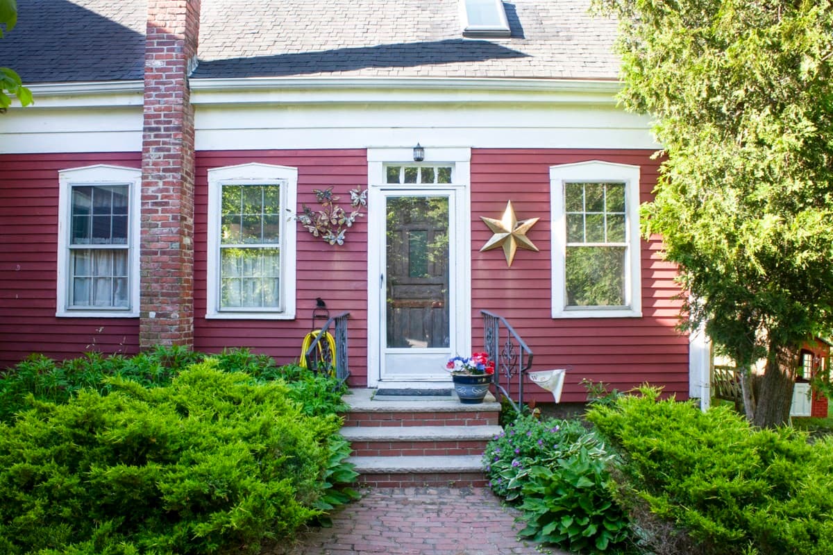 Single Family Residence at 110 Center St, Plympton MA 02367, Plympton, photo 3 of 24