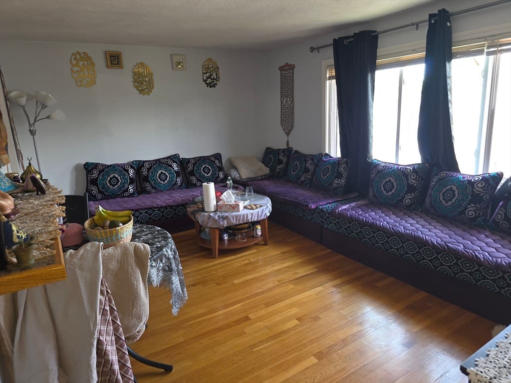 70 Mudge St # 19, Lynn MA 01902 photo 2