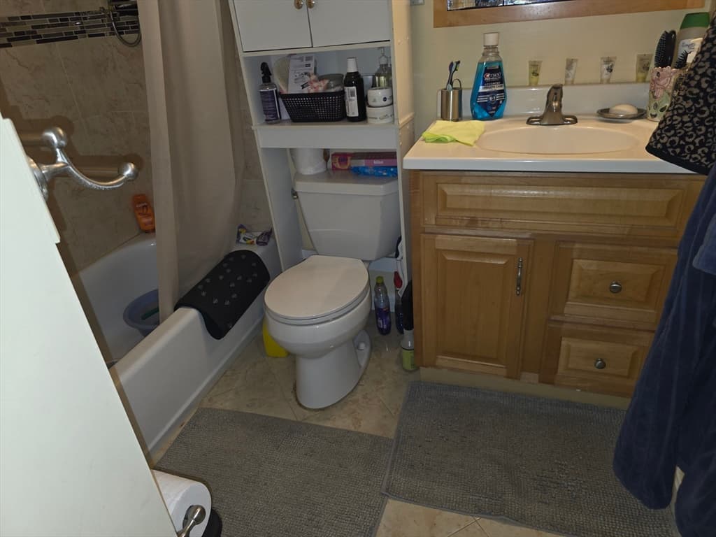 70 Mudge St # 19, Lynn MA 01902 photo 11