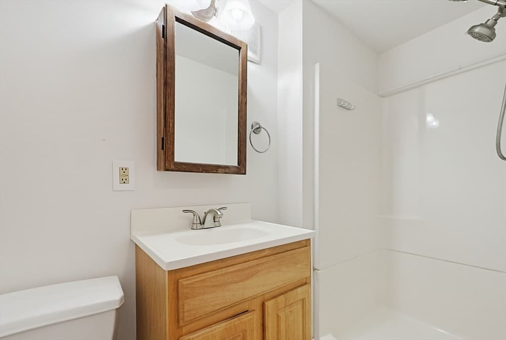 339 Chestnut Street, Gardner MA 01440 photo 7