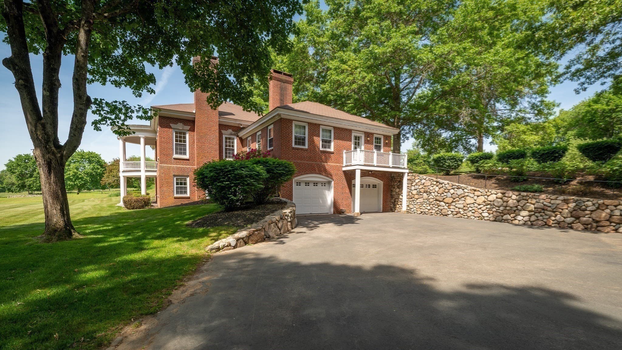 Single Family Residence at 159 Woodland Mead, Hamilton MA 01982, photo 27 of 42