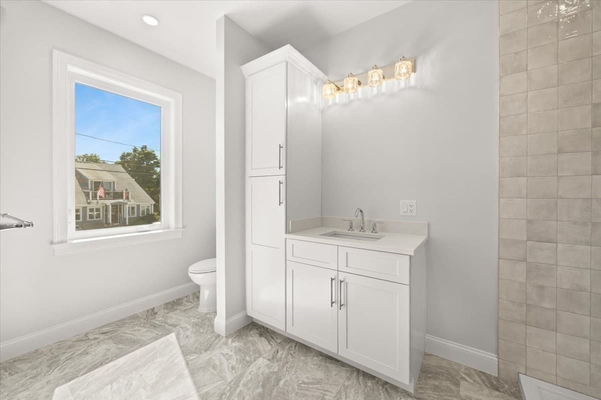 Single Family Residence at 84 Post Island Road, Quincy MA 02169, Quincy, photo 13 of 42