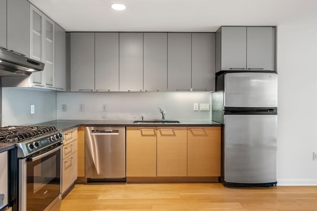 303 Third St # 705, Cambridge MA 02142 photo 3