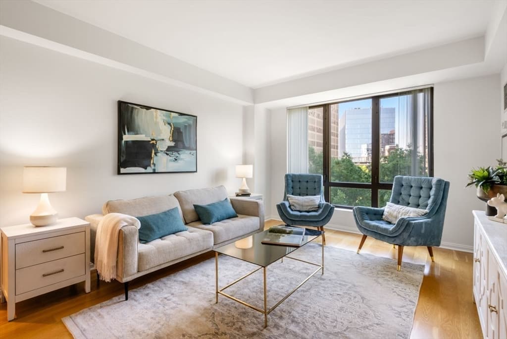 303 Third St # 705, Cambridge MA 02142