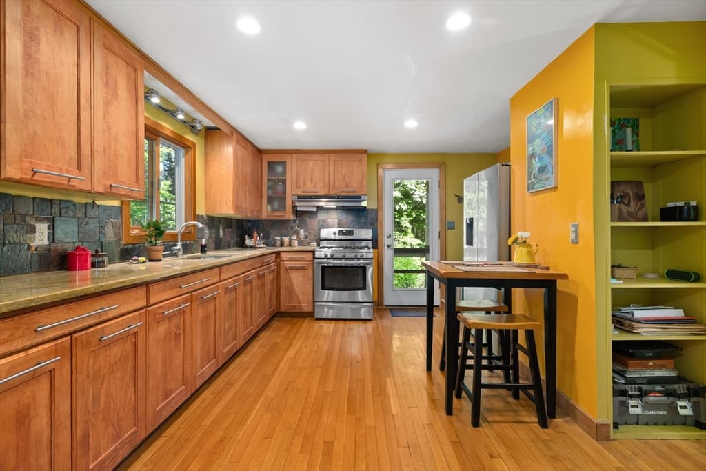 64 Lakeside Dr, Groton MA 01450 photo 17