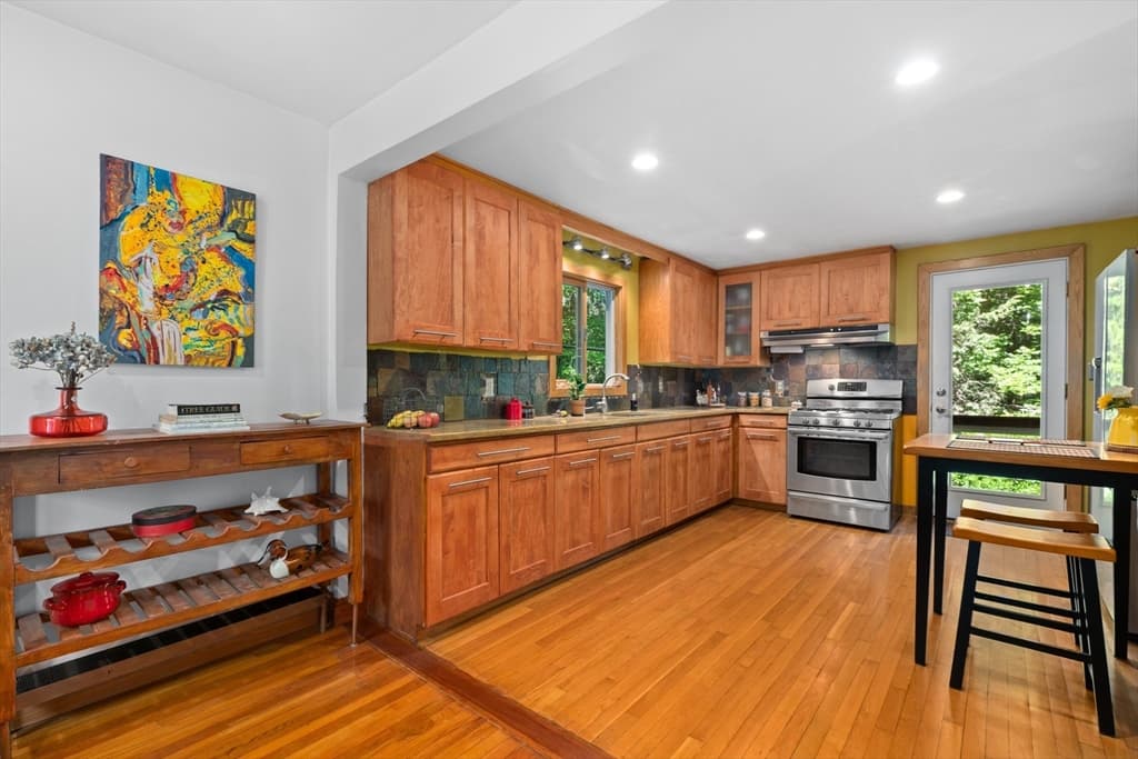 64 Lakeside Dr, Groton MA 01450 photo 18