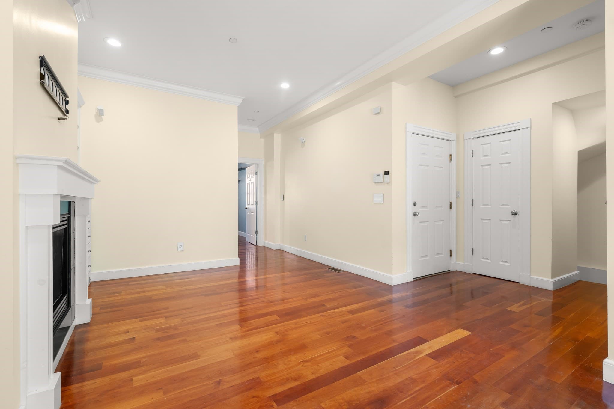 Condominium at 408 Columbus Ave # 2, Boston MA 02116, photo 6 of 37