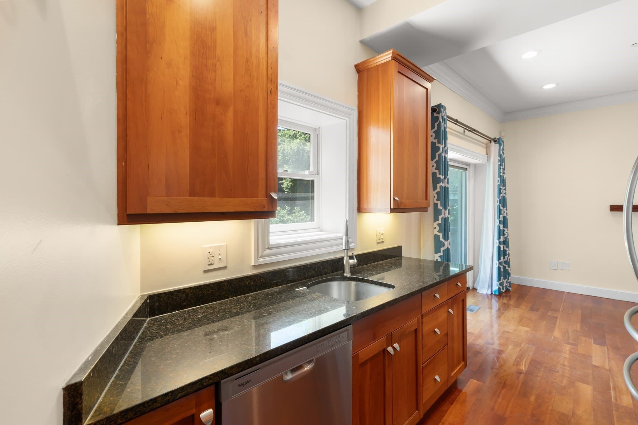 Condominium at 408 Columbus Ave # 2, Boston MA 02116, photo 14 of 37
