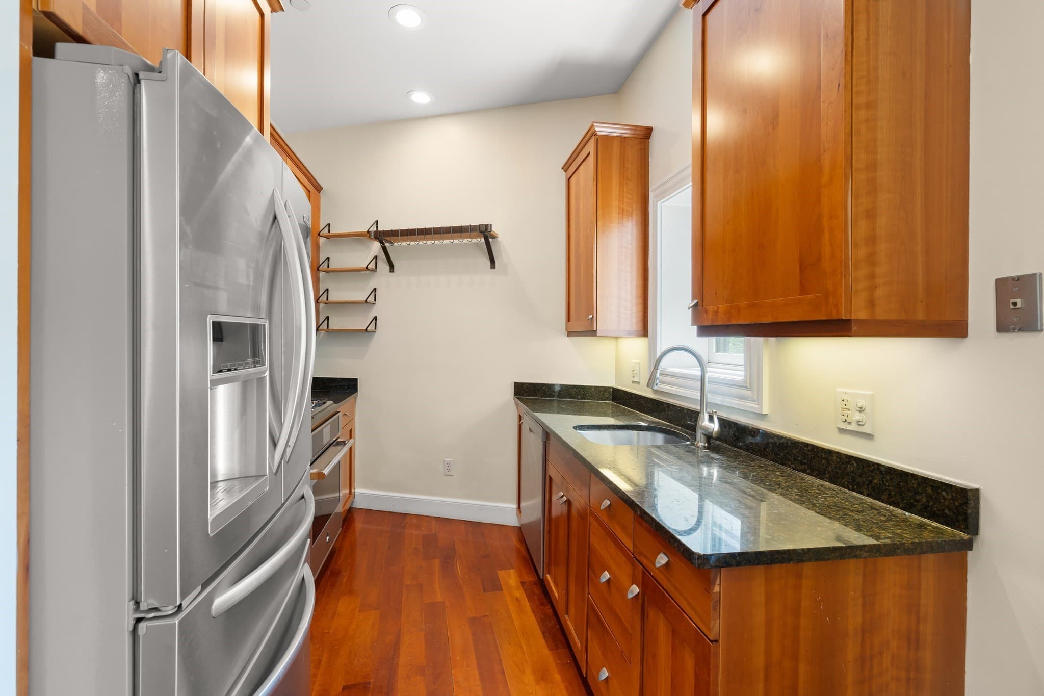 Condominium at 408 Columbus Ave # 2, Boston MA 02116, photo 11 of 37