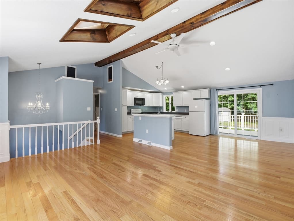 Single Family Residence at 20 Franklin St, Billerica MA 01862, photo 5 of 42