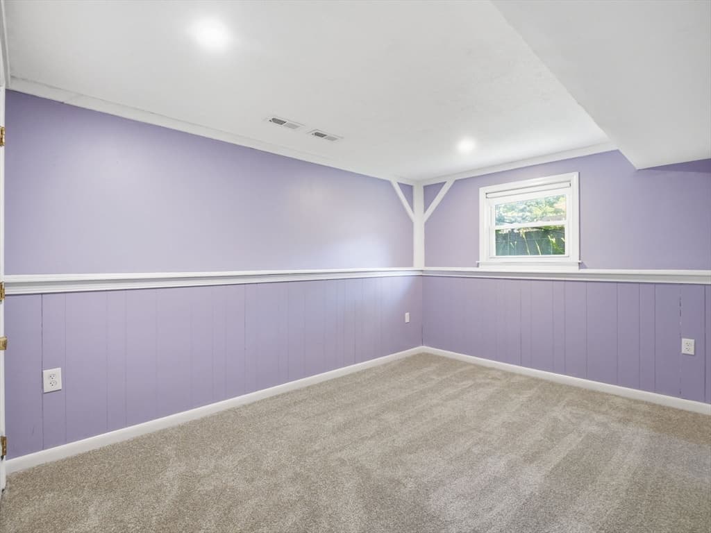 Single Family Residence at 20 Franklin St, Billerica MA 01862, photo 24 of 42