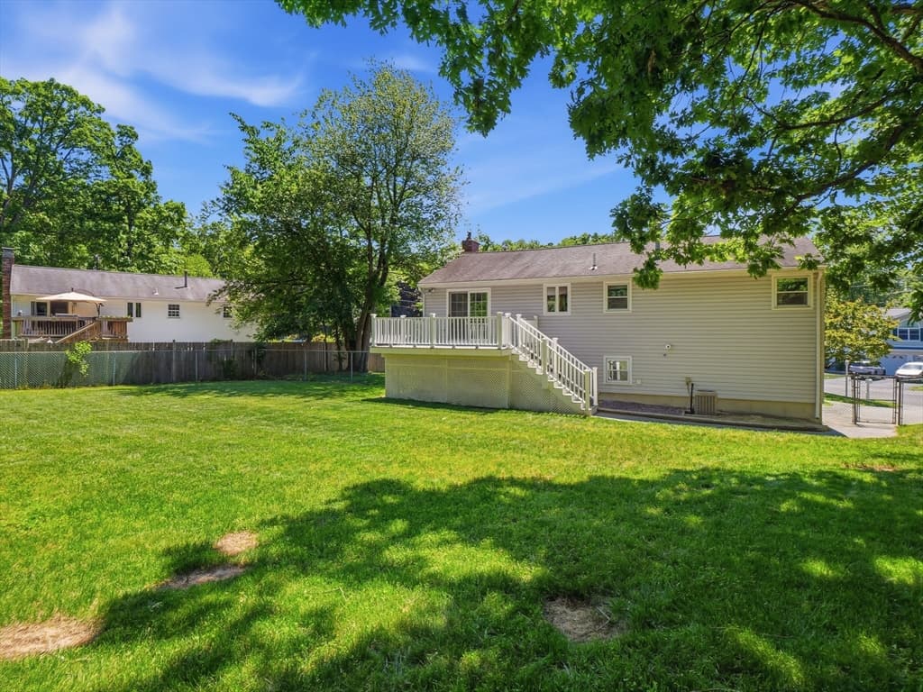Single Family Residence at 20 Franklin St, Billerica MA 01862, photo 38 of 42