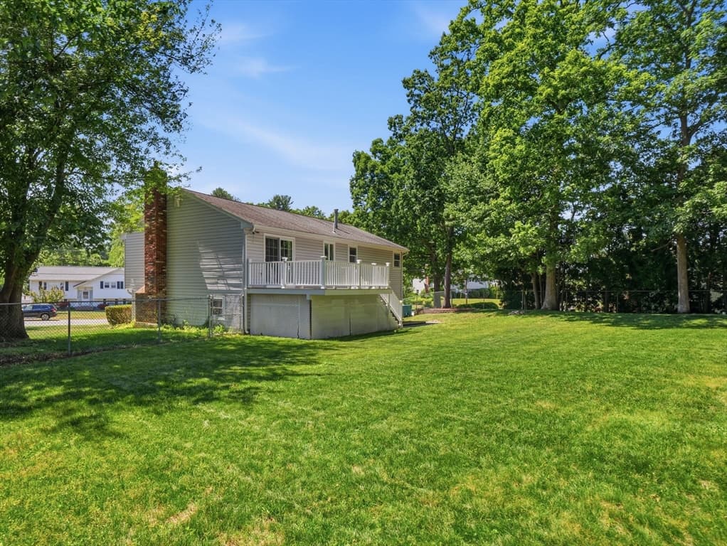 Single Family Residence at 20 Franklin St, Billerica MA 01862, photo 39 of 42