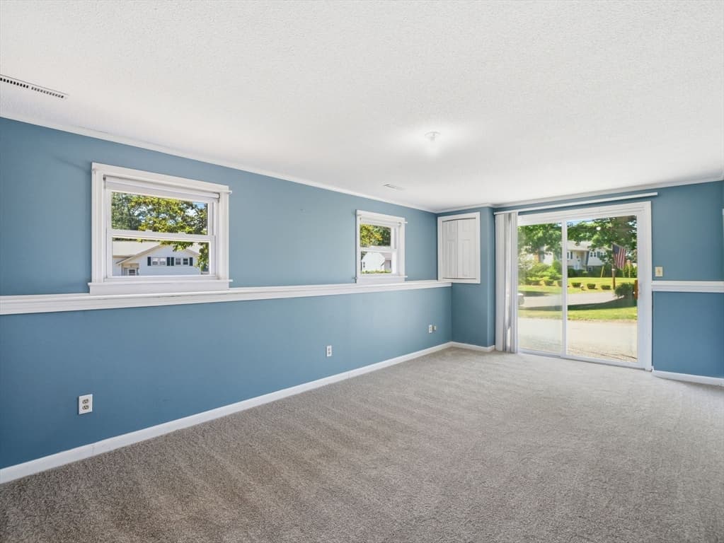 Single Family Residence at 20 Franklin St, Billerica MA 01862, photo 29 of 42