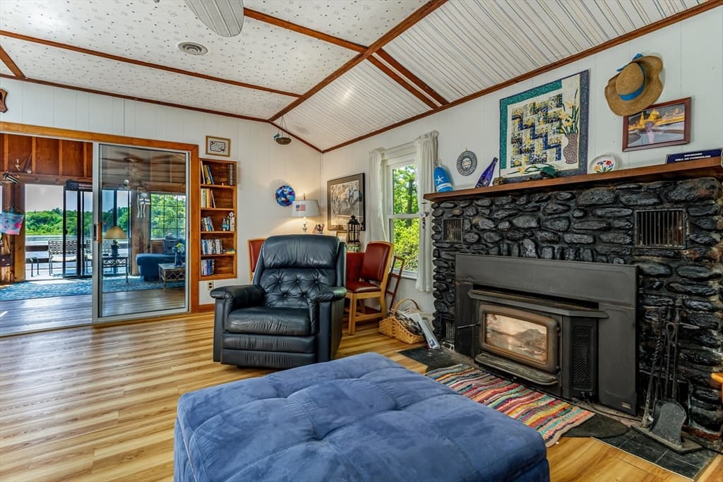 2400 West State Rd, Ashby MA 01431 photo 6