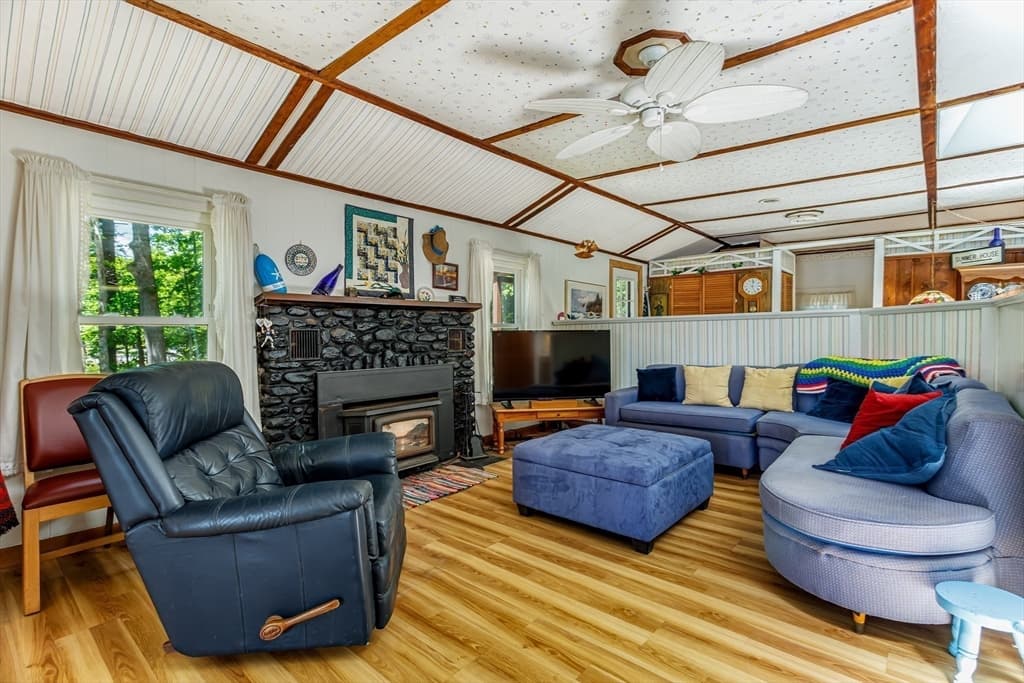 2400 West State Rd, Ashby MA 01431 photo 5