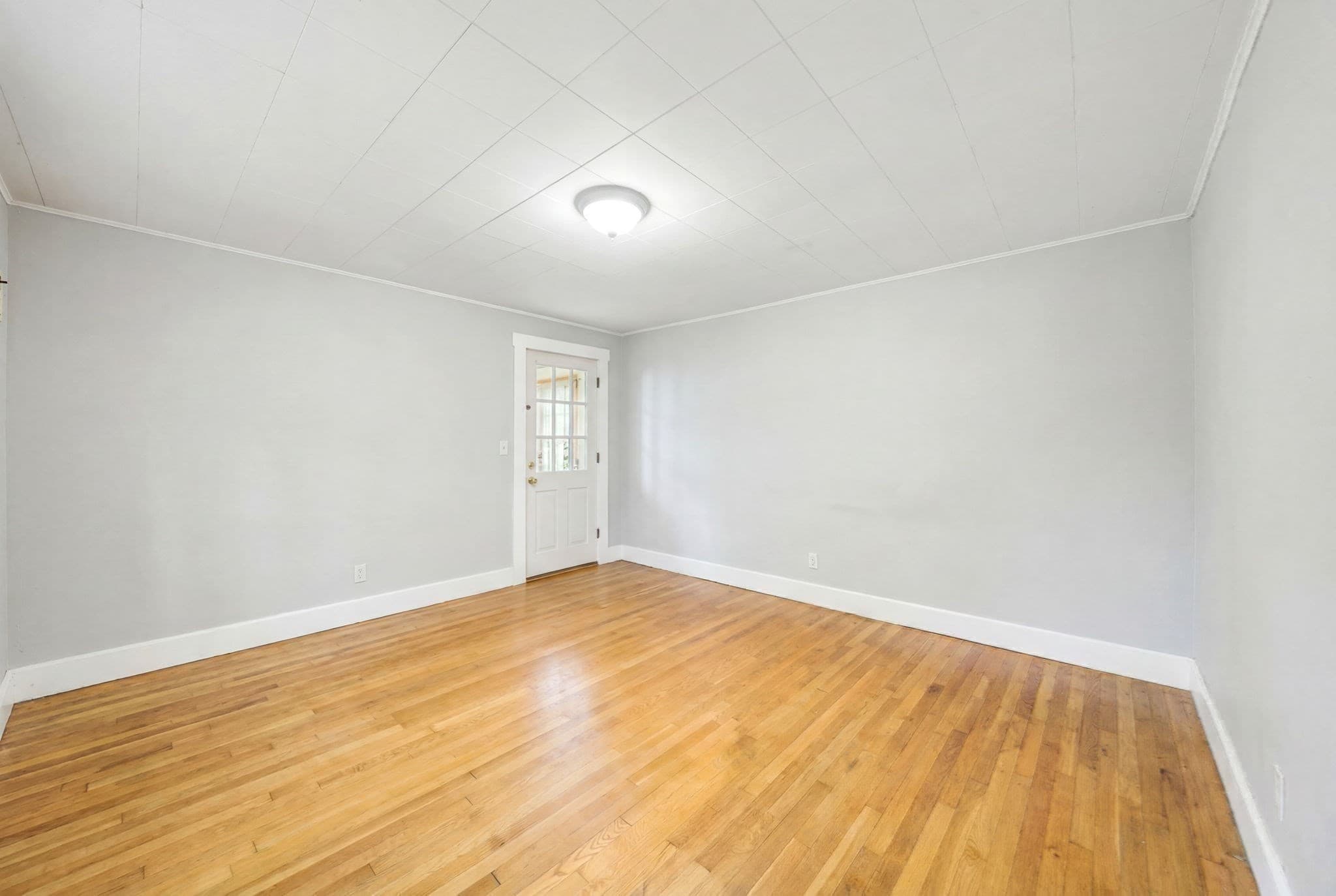 2 Family - 2 Units Up/Down at 722 Highland Ave, Malden MA 02148, photo 24 of 42
