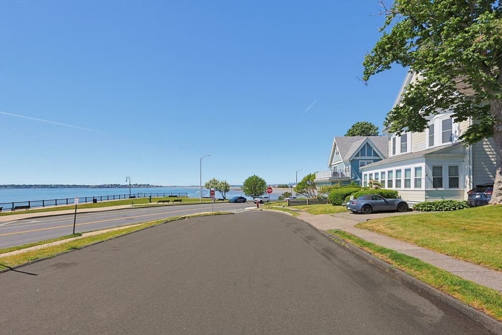 49 Atlantic Terrace, Lynn MA 01902
