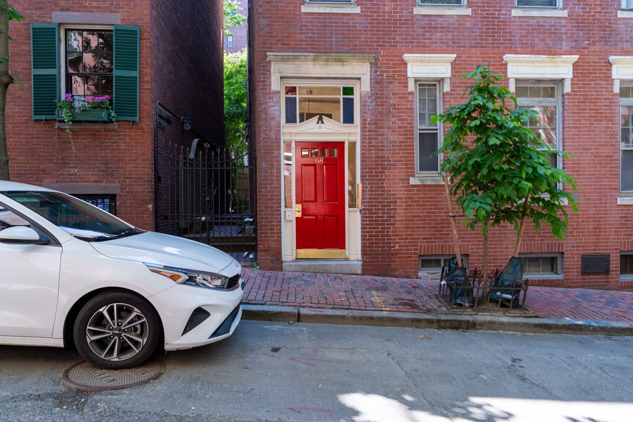 Condominium at 68 Phillips St # 6, Boston MA 02114, photo 17 of 17
