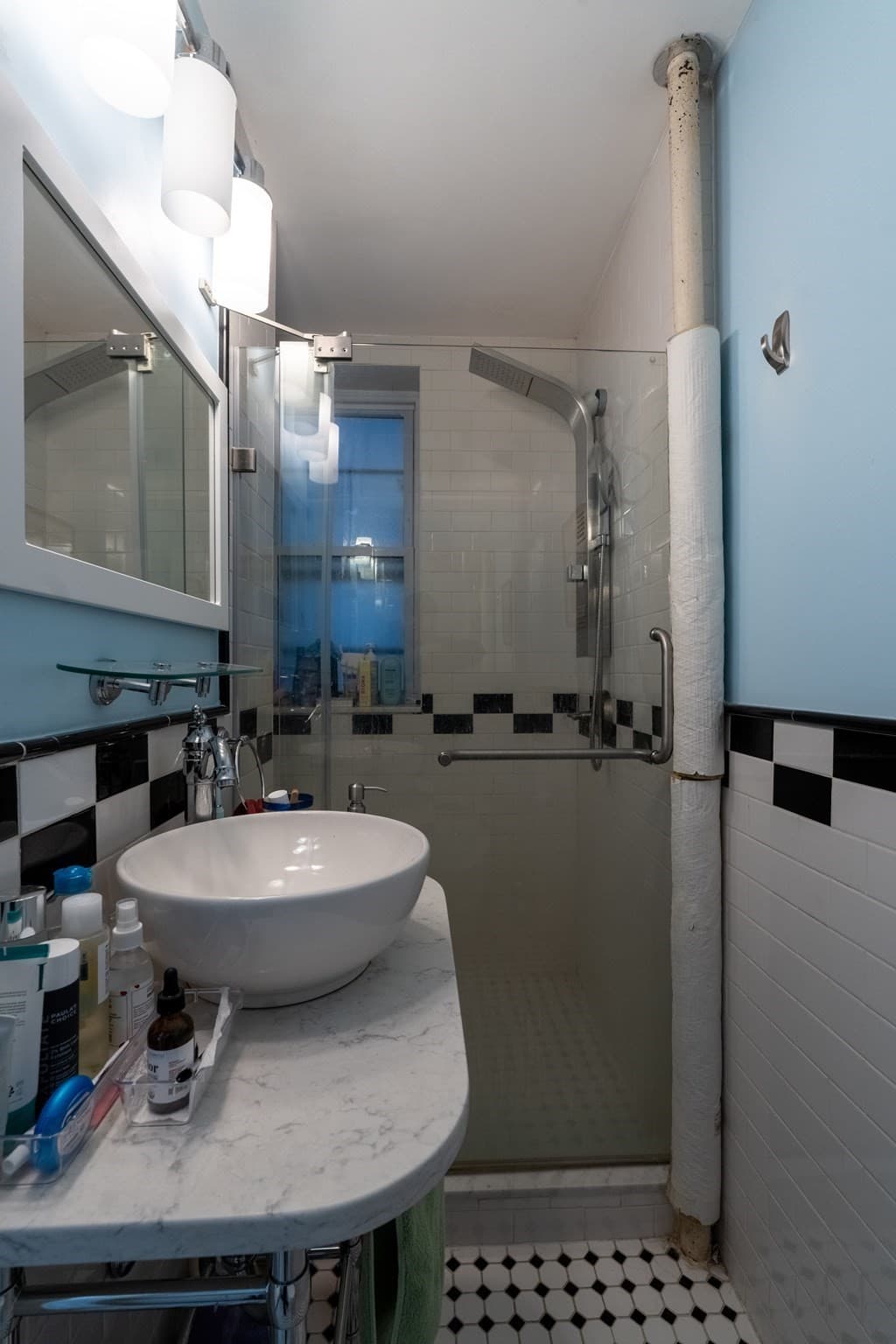 Condominium at 68 Phillips St # 6, Boston MA 02114, photo 12 of 17