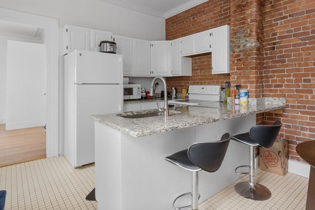 Single Family Residence at 407A Broadway, Cambridge MA 02138, Cambridge, photo 10 of 39