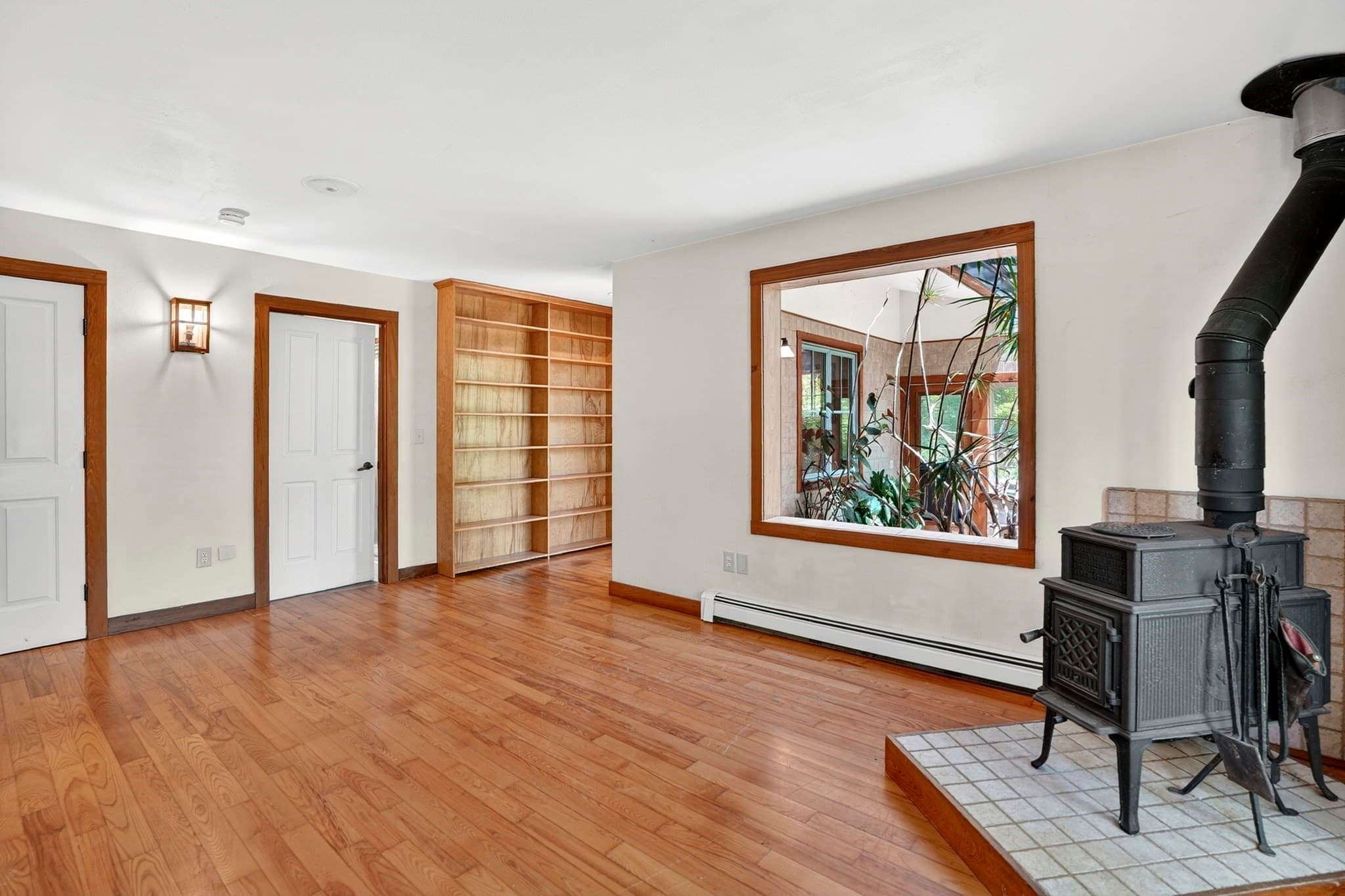 Single Family Residence at 4 Rock Pond Road, West Tisbury MA 02575, photo 18 of 31