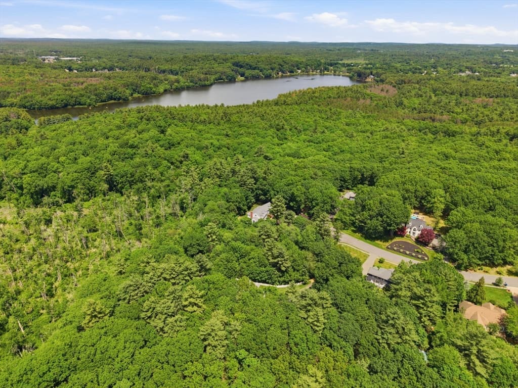 15 Erin Way, Middleton MA 01949 photo 5