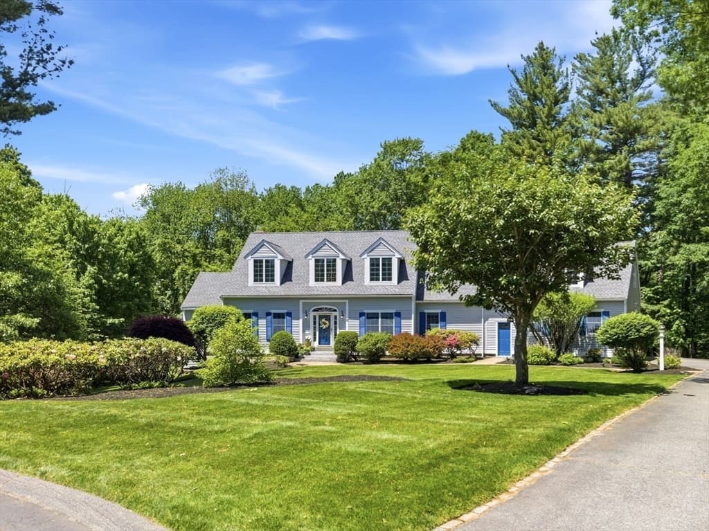 15 Erin Way, Middleton MA 01949 photo 41