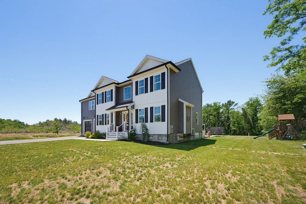 1479 Main St, Acushnet MA 02743 photo 2