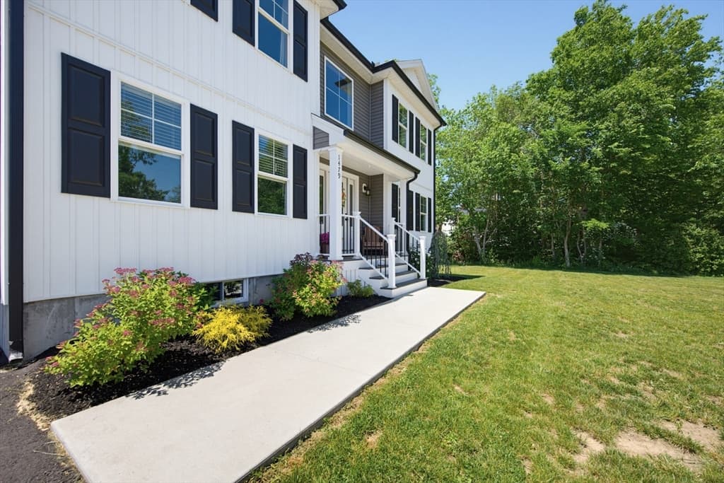 1479 Main St, Acushnet MA 02743 photo 6