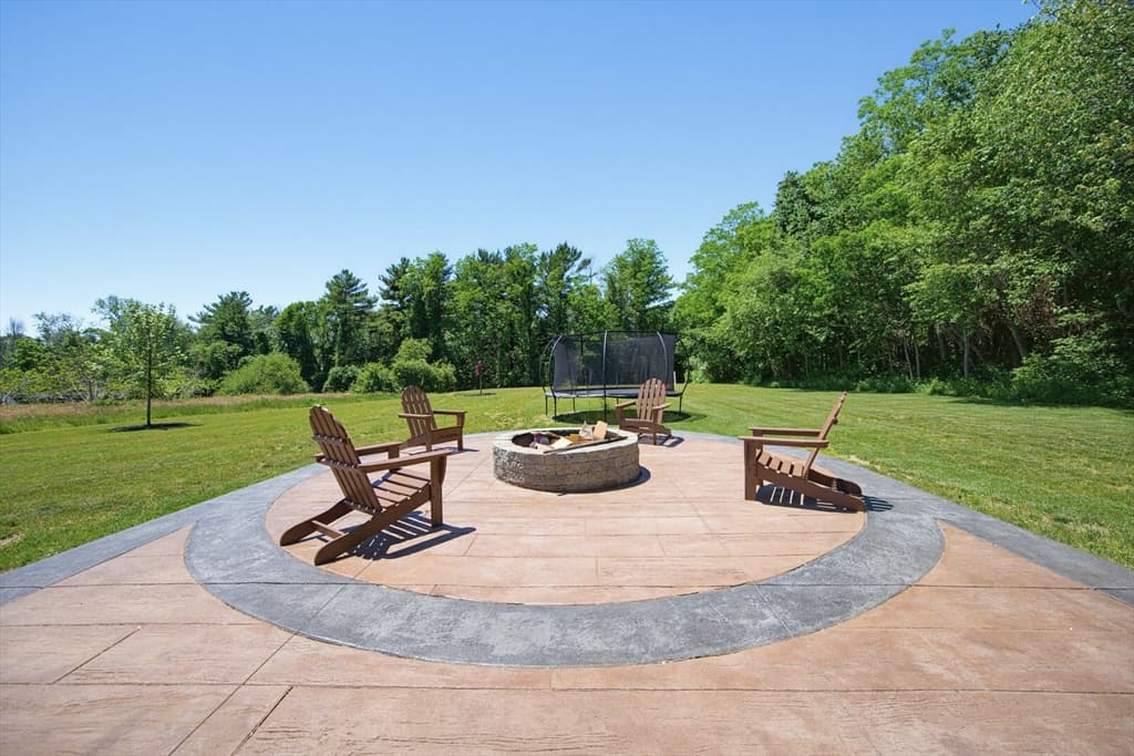 1479 Main St, Acushnet MA 02743 photo 9
