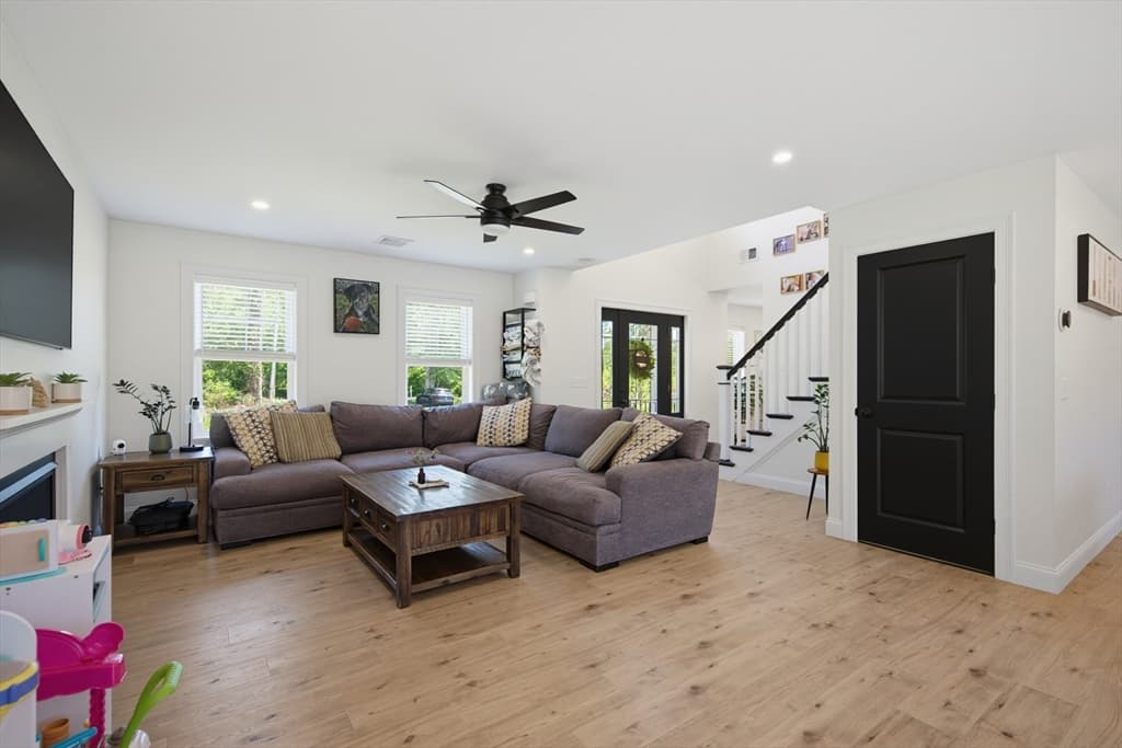 1479 Main St, Acushnet MA 02743 photo 18