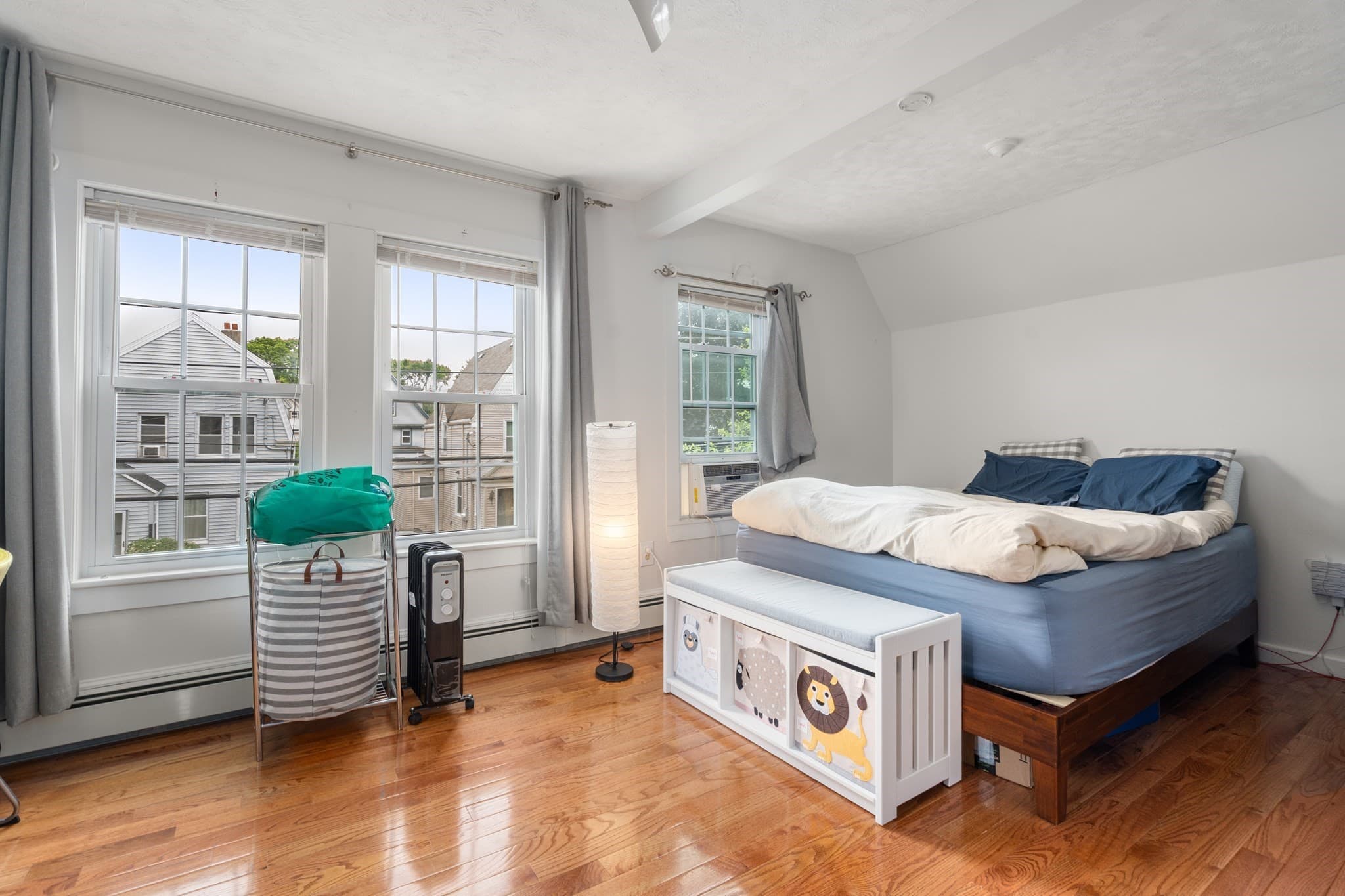 Single Family Residence at 27 Windom St, Boston MA 02134, photo 16 of 35
