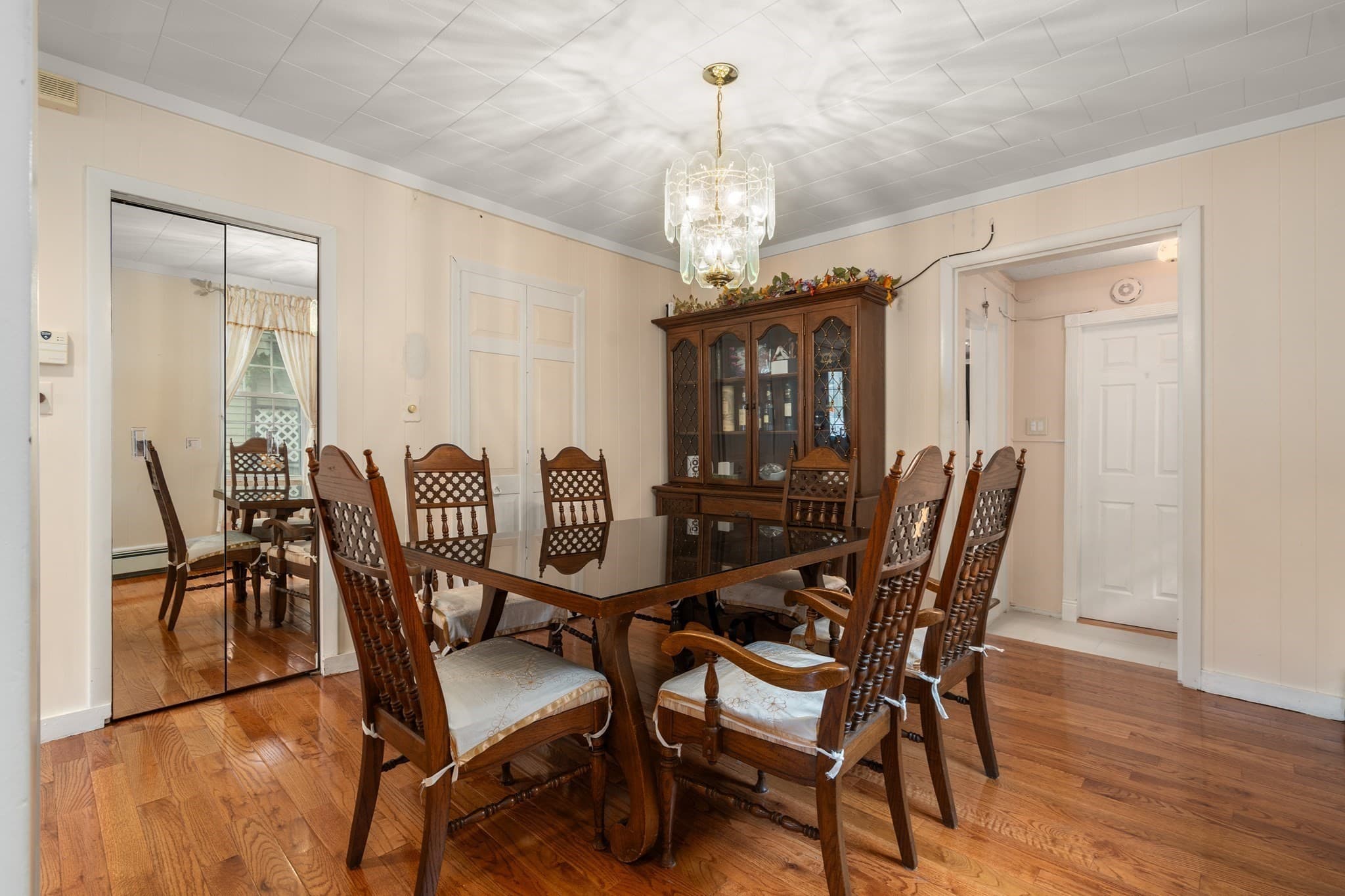 Single Family Residence at 27 Windom St, Boston MA 02134, photo 5 of 35