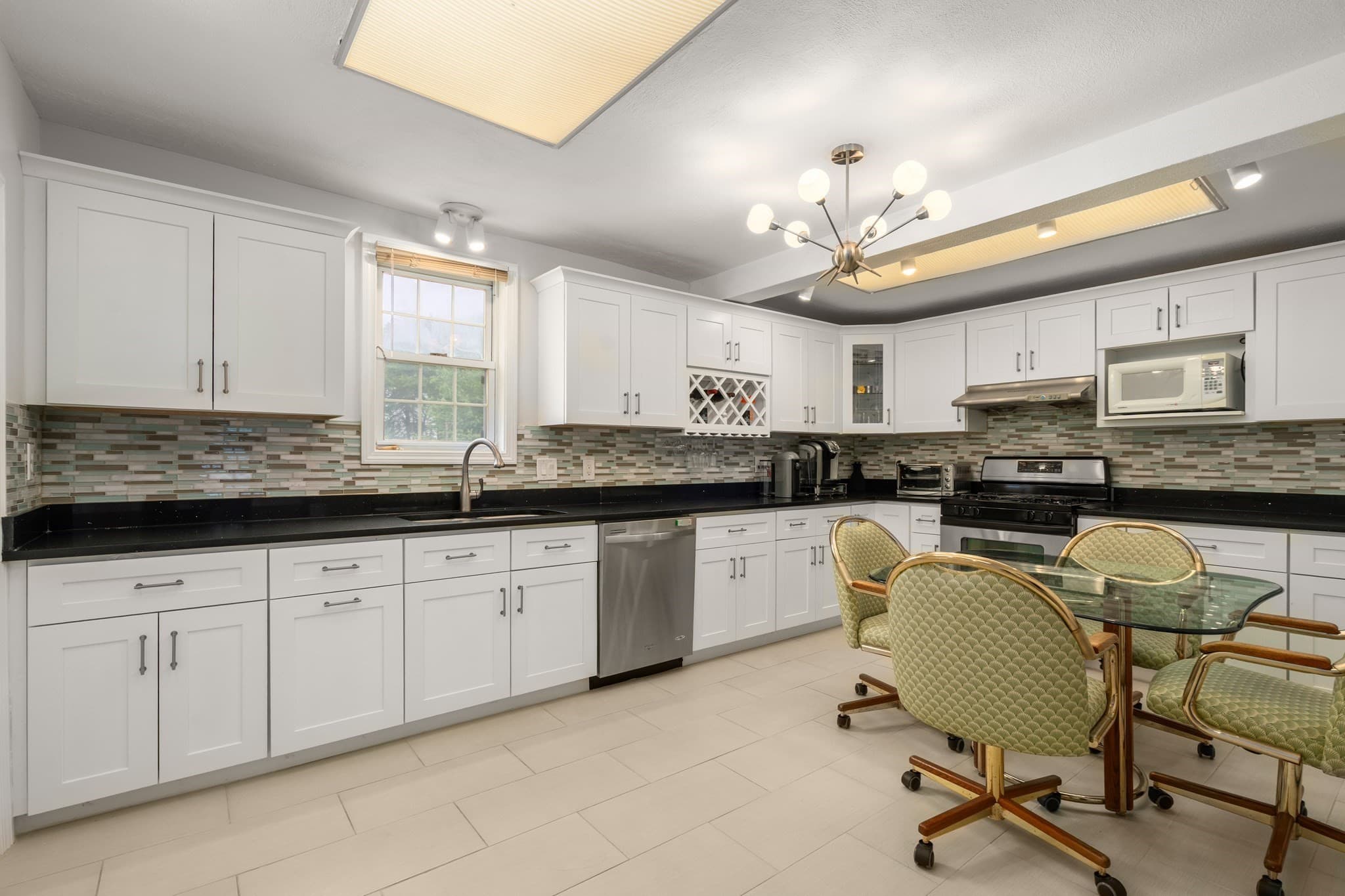 Single Family Residence at 27 Windom St, Boston MA 02134, photo 10 of 35