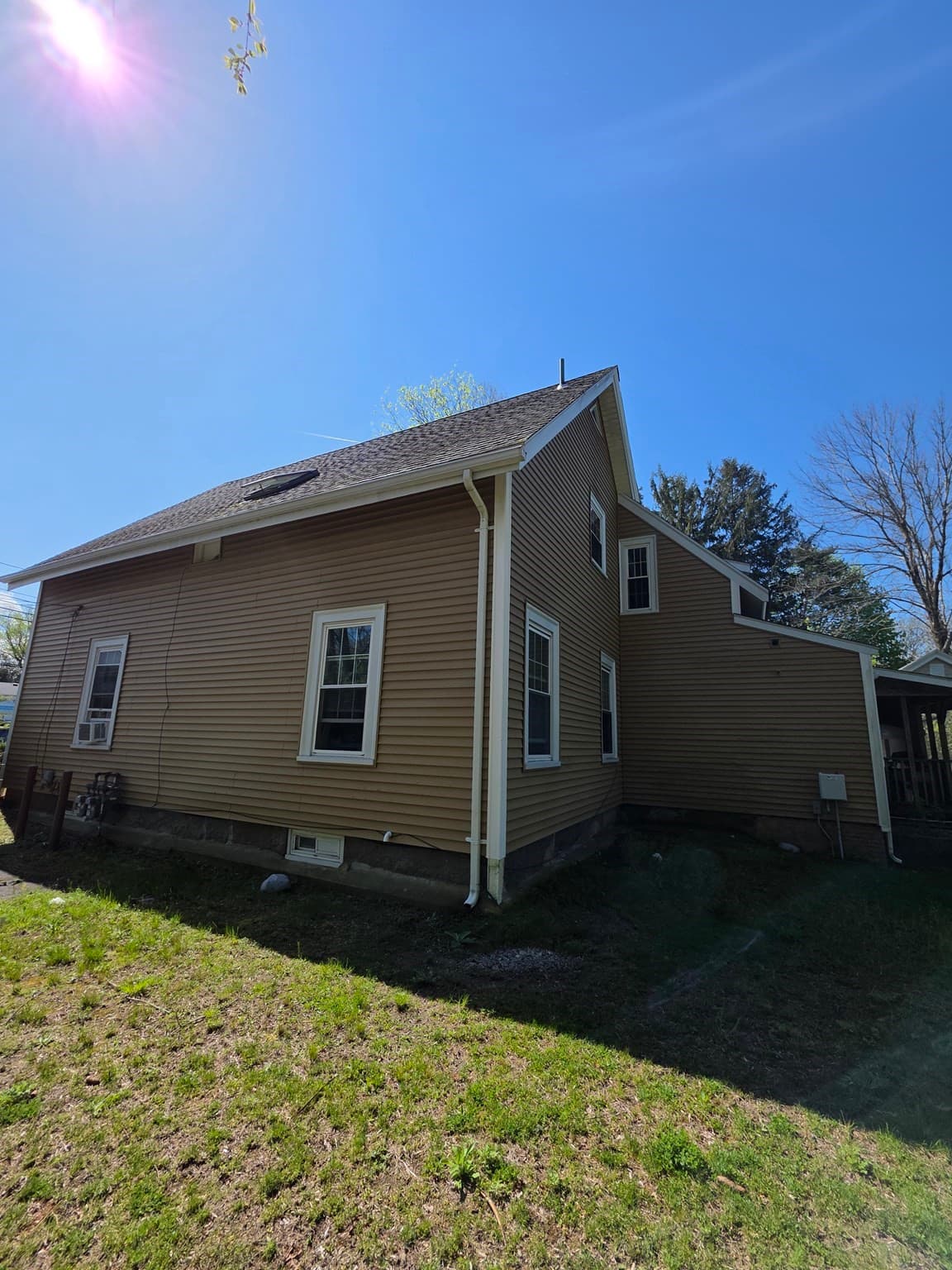 2 Family - 2 Units Side by Side at 625 Bedford St, East Bridgewater MA 02333, East Bridgewater, photo 6 of 12