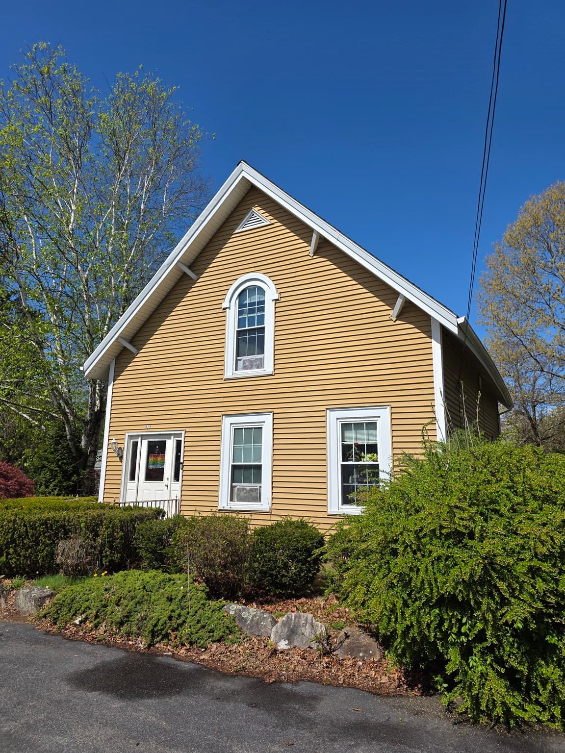 2 Family - 2 Units Side by Side at 625 Bedford St, East Bridgewater MA 02333, East Bridgewater, photo 4 of 12