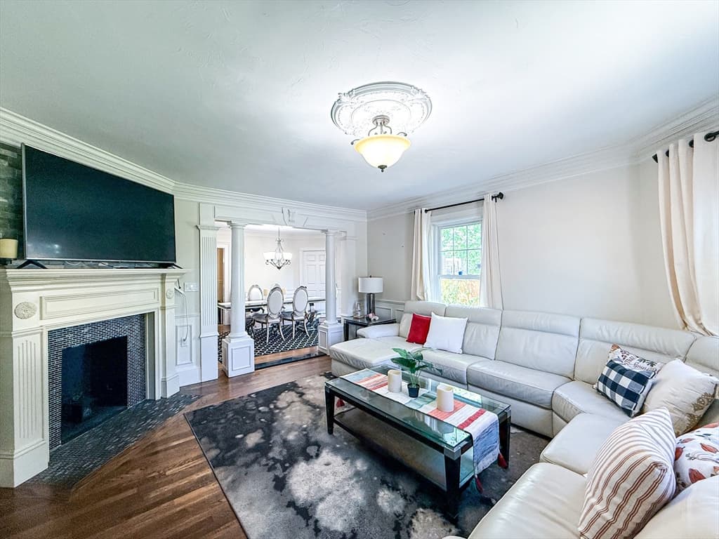 2 Family - 2 Units Up/Down at 42 Winthrop St, Framingham MA 01702, Framingham, photo 15 of 39