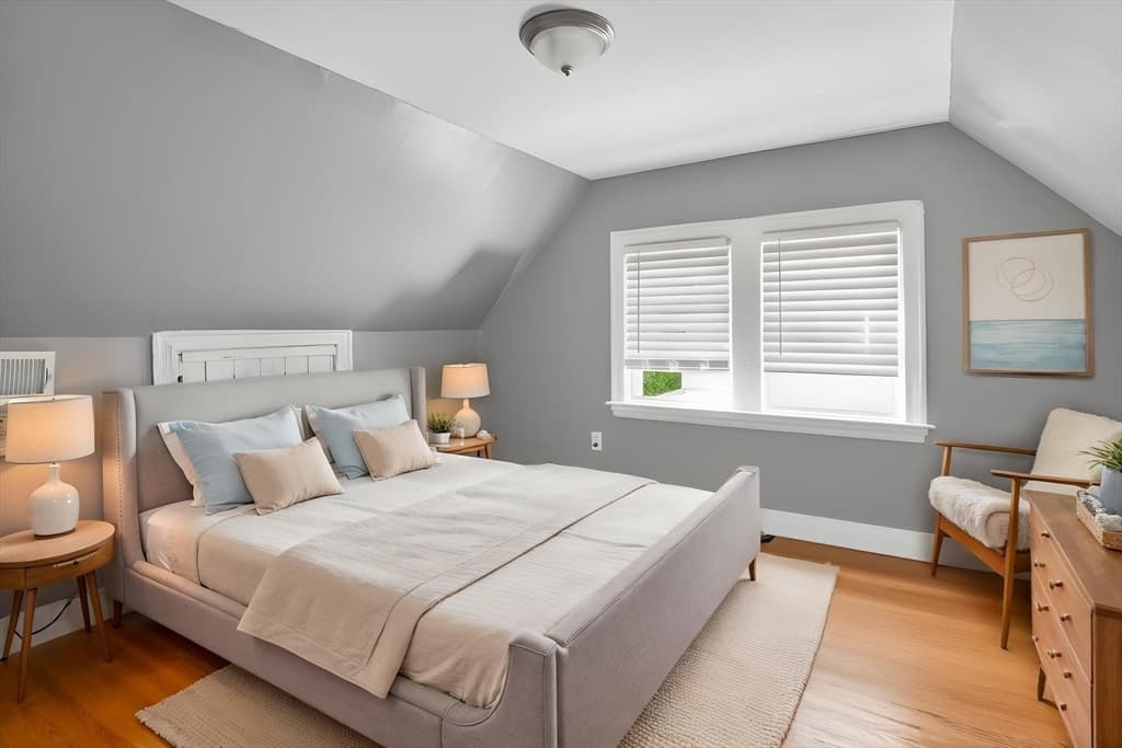 Single Family Residence at 21 Montrose St, Boston MA 02119, photo 11 of 32