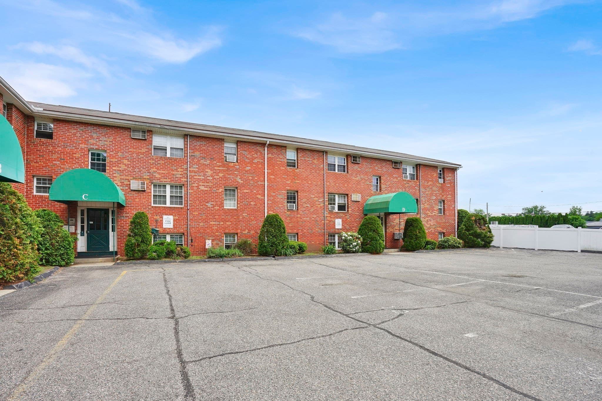 Condominium at 1304 Elm St. # 3C, West Springfield MA 01089, photo 16 of 19